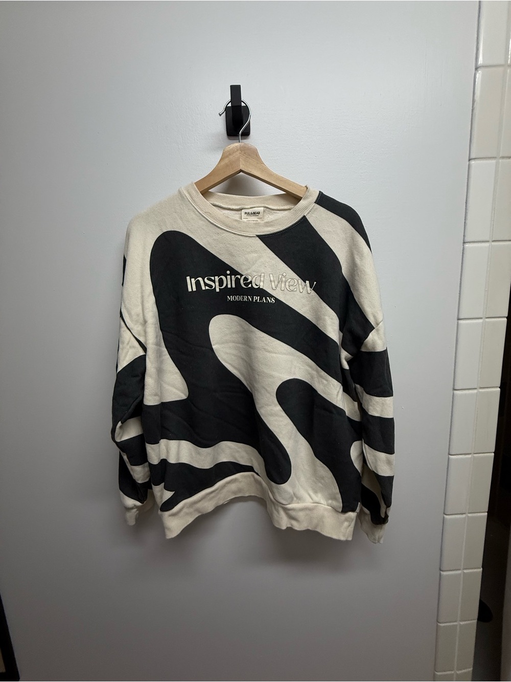 Black & Cream Graphic Crewneck Sweater